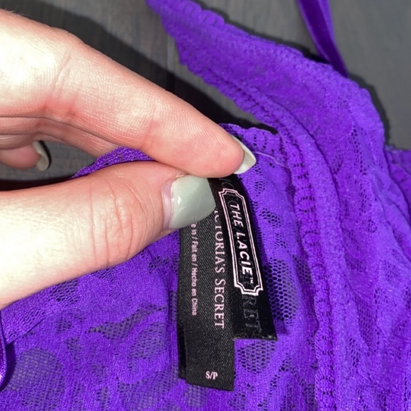 Victoria Secret “The Lacie” slip on - Picture 3 of 3